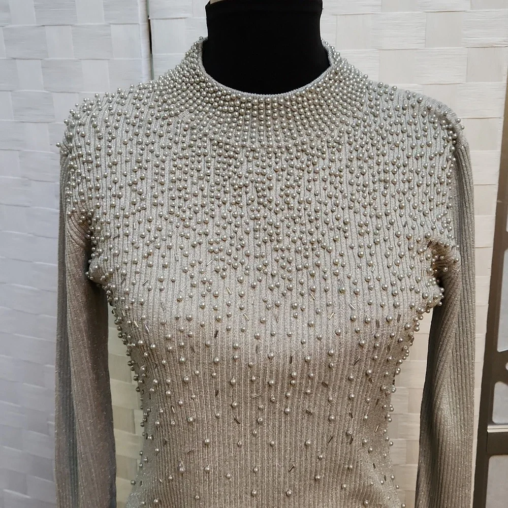 Vintage Silver Beaded Belldini Silk Sweater - Size Medium - Picture 3 of 13